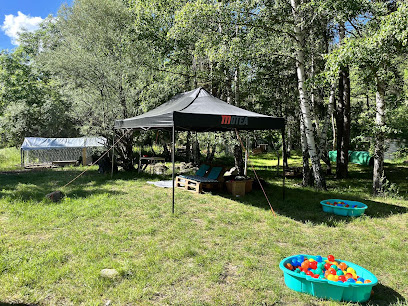 Centre Aéré Canin L'arlequin, Gardien D'animaux à Allos