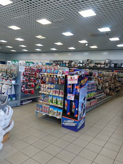 Family Pet, Animalerie à Villebarou