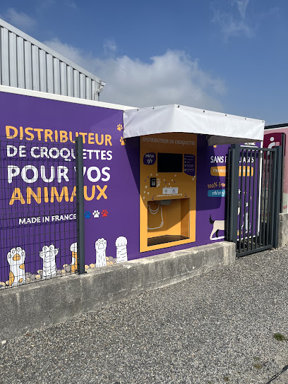 Nutri-Croquettes-Distributeur, Animalerie à Kernilis